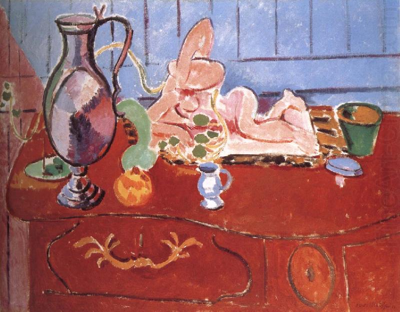 Trophy and a small statue of pink, Henri Matisse